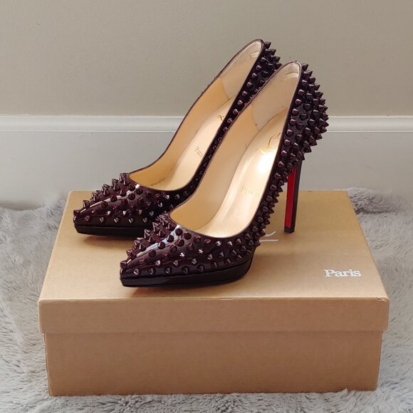 CHRISTIAN LOUBOUTIN Spikes Pumps - Picture 2 of 14